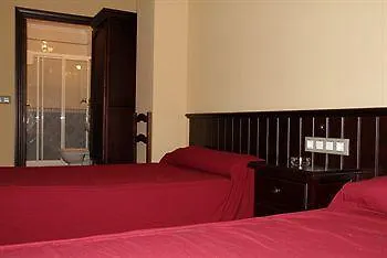 Hostal Pechi Huévar Konukevi